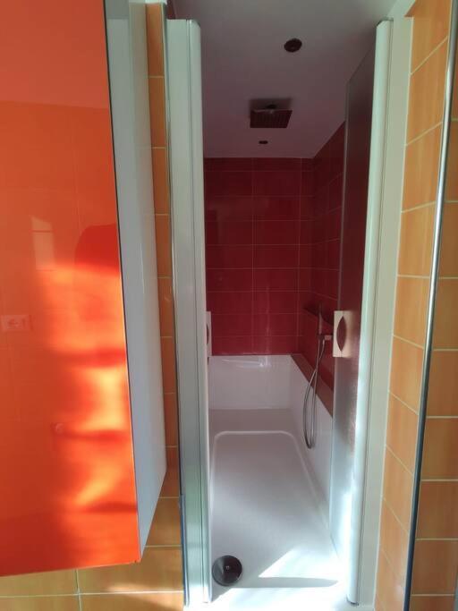 Bilocale Luminoso E Accogliente Zona Marche Apartment Mailand